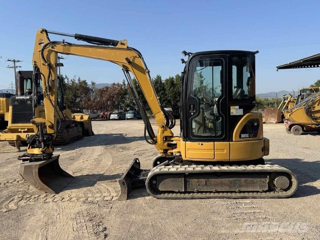 CAT 305 C CR ミニ油圧ショベル 7t以下（ミニユンボ・ミニディガー）