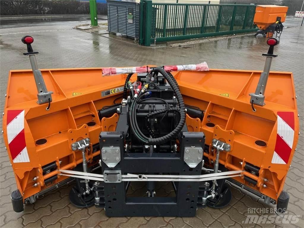  Wintec Vario XM320 スノーブレードとプラウ