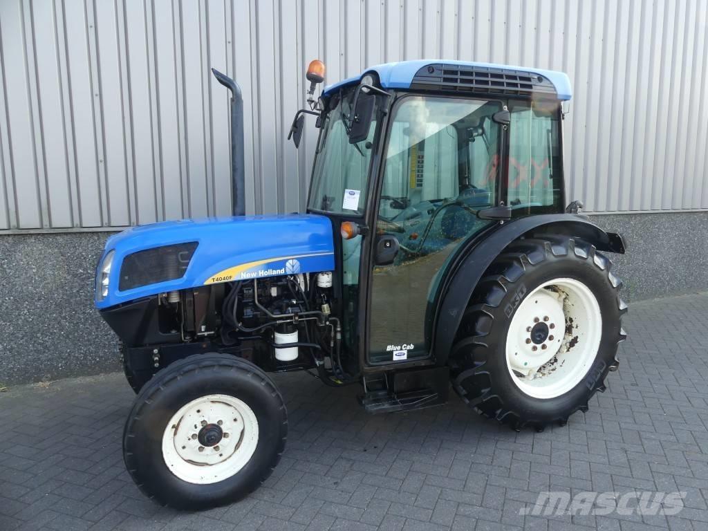 New Holland T4040F トラクター