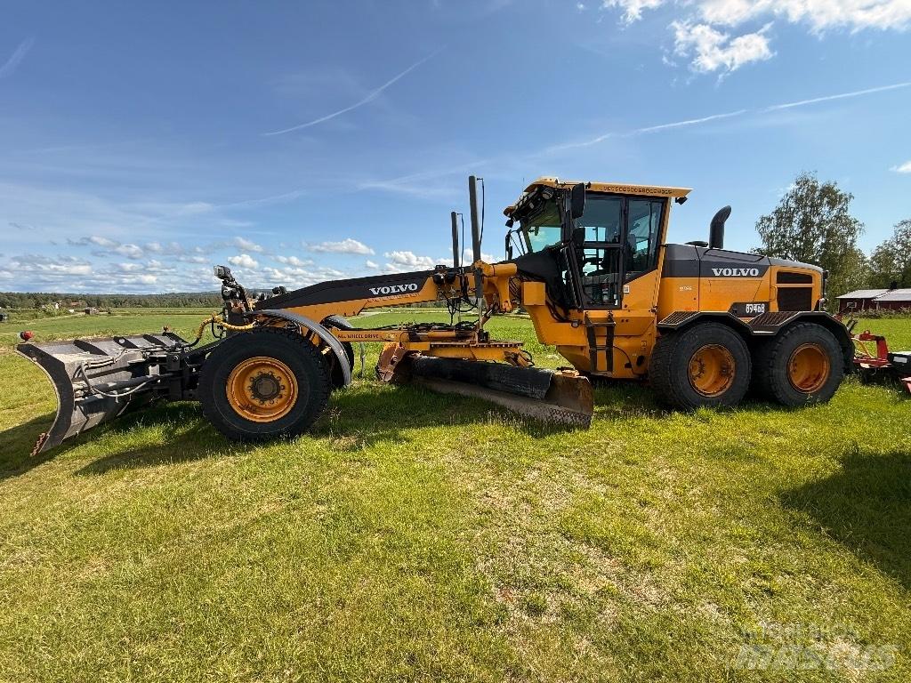 Volvo G946B モーターグレーダー