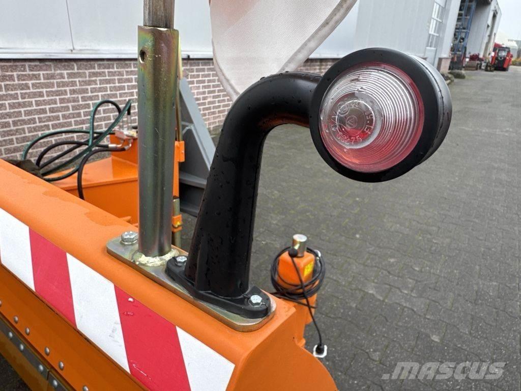 Bema 1100 (3000mm) 路面清掃機
