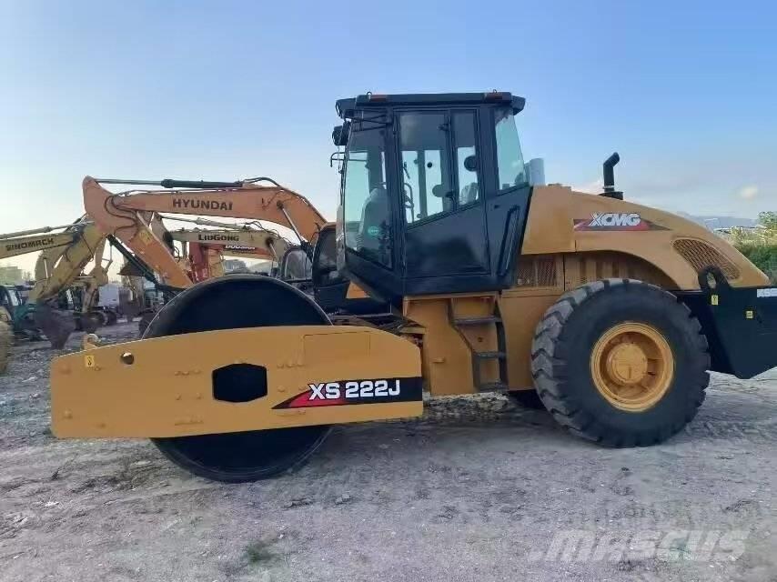 XCMG XS 222 J 振動ローラ