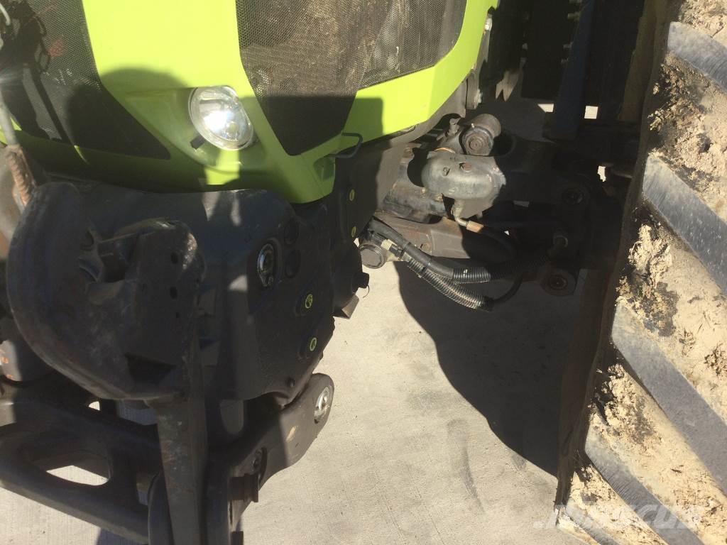 CLAAS ARION 620 トラクター