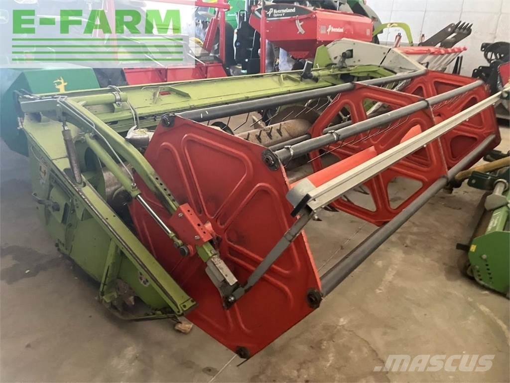 CLAAS Mega 370 コンバイン