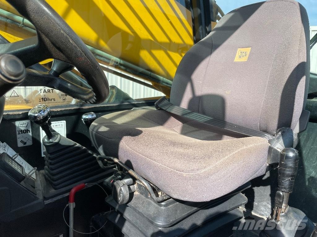 JCB 540-140 Hi Viz テレスコーピックハンドラー