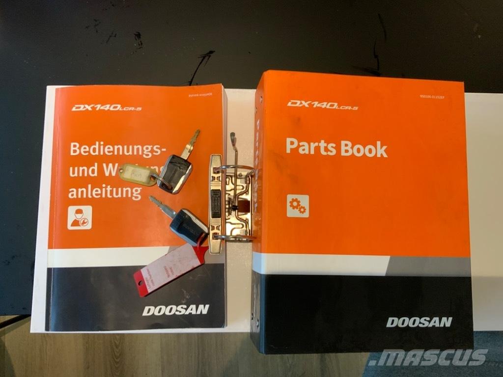 Doosan DX 140 LCR 大型油圧ショベル12t以上（パワーショベル・ユンボ）