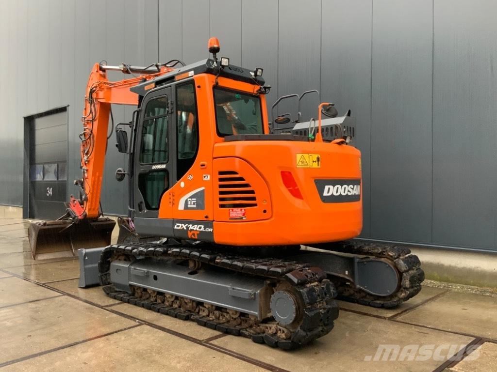Doosan DX 140 LCR 大型油圧ショベル12t以上（パワーショベル・ユンボ）