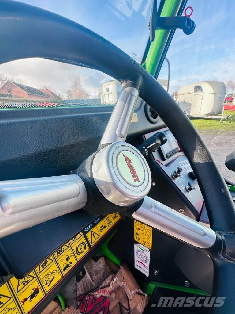 Avant 760 I 多目的ローダー