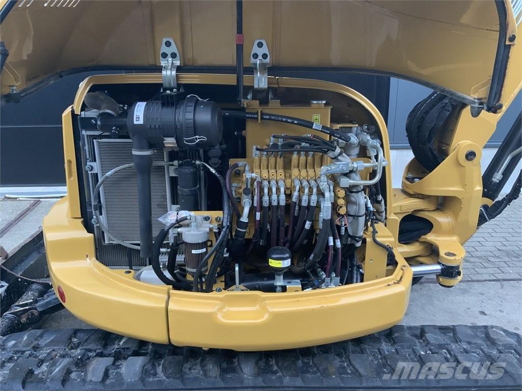 CAT 305 E CR ミニ油圧ショベル 7t以下（ミニユンボ・ミニディガー）