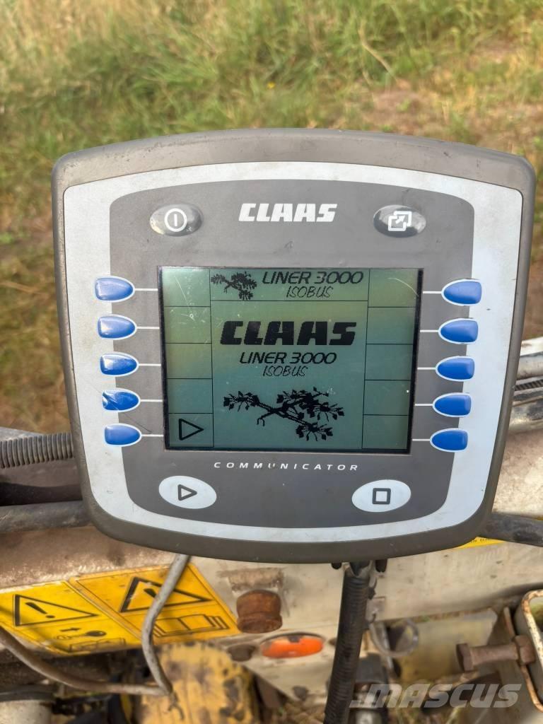 CLAAS Liner 3000 テッダー・テッダーレーキ