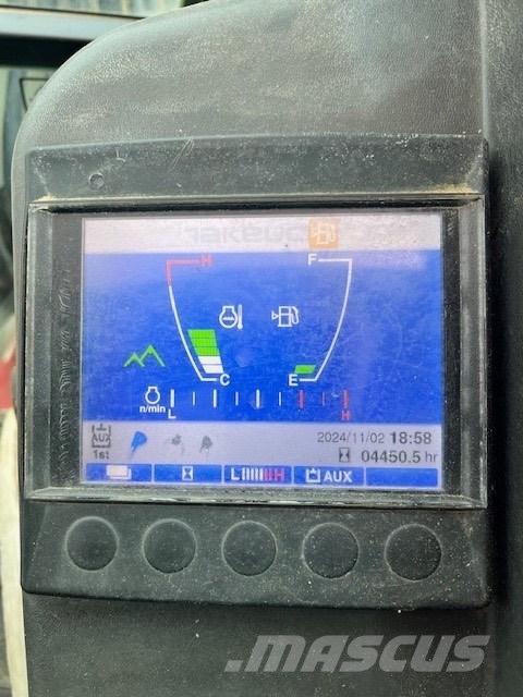 Takeuchi TB 230 ミニ油圧ショベル 7t以下（ミニユンボ・ミニディガー）