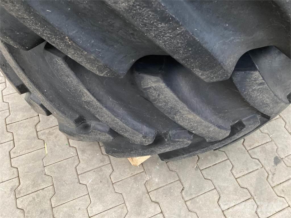 Starmaxx 600/70R30 タイヤ、ホイル、リム