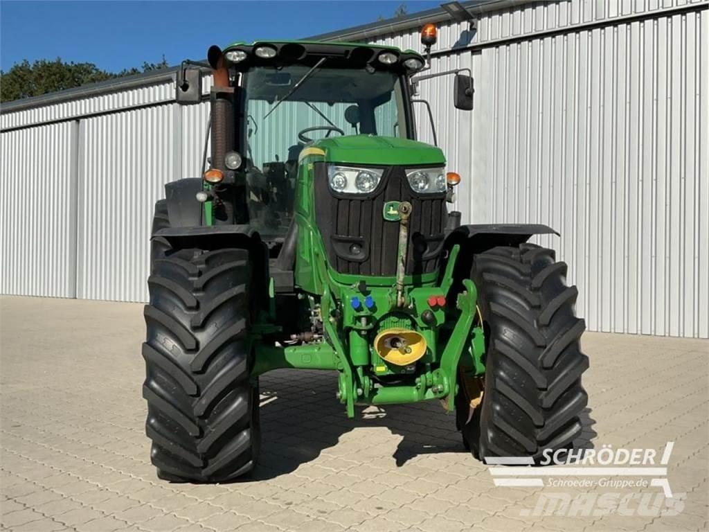 John Deere 6210 R トラクター