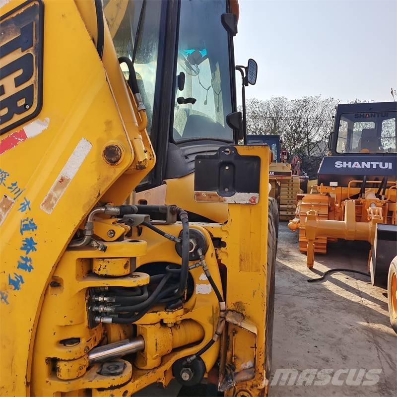 JCB 4 CX 大型油圧ショベル12t以上（パワーショベル・ユンボ）