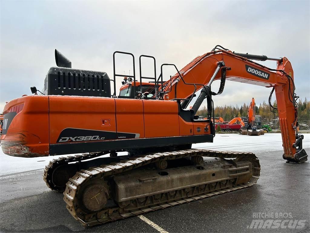 Doosan DX380LC-5 大型油圧ショベル12t以上（パワーショベル・ユンボ）