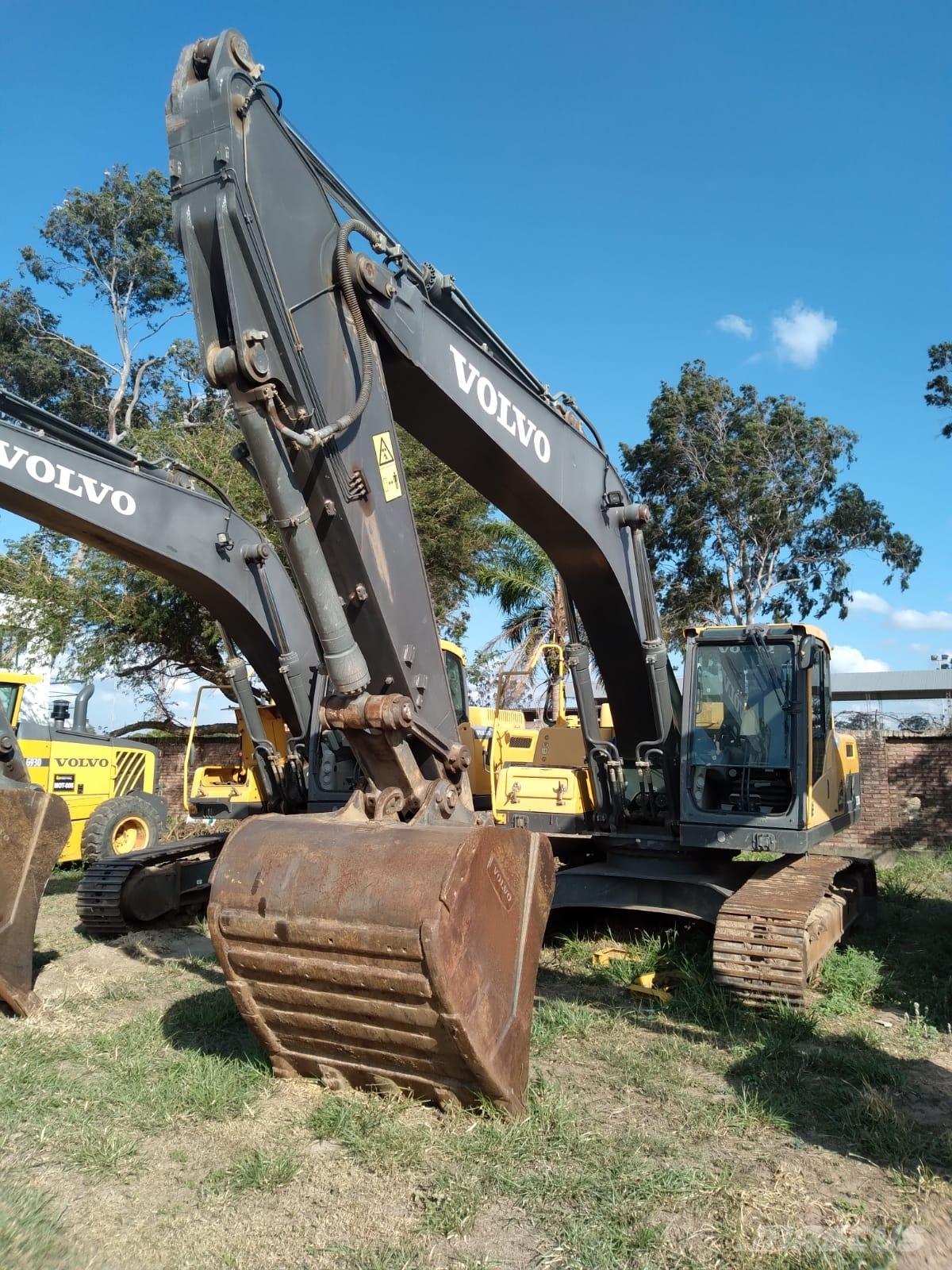 Volvo EC 250 D L 大型油圧ショベル12t以上（パワーショベル・ユンボ）