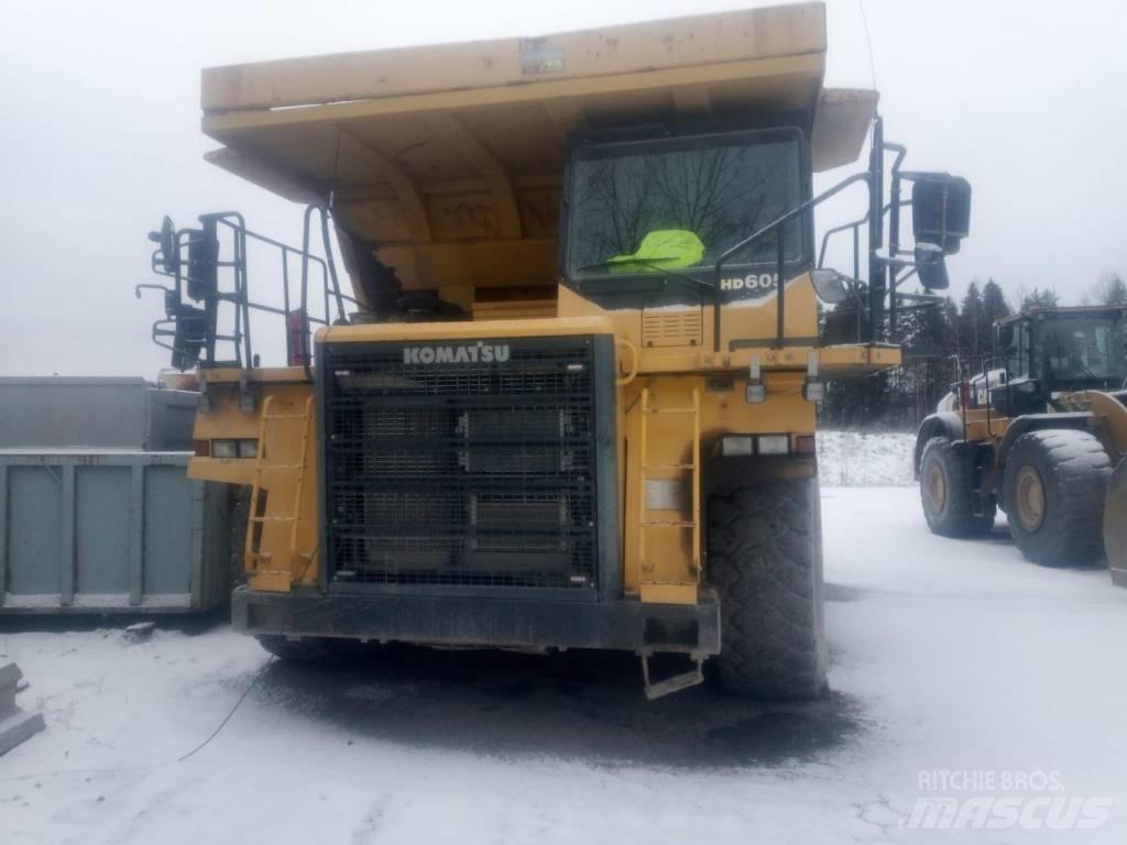 Komatsu HD605-7 リジットフレーム式ダンプトラック
