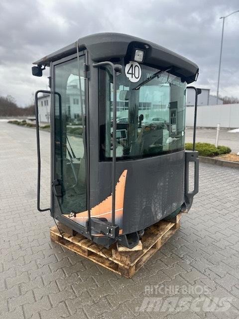 CASE 721 F USED CAB キャビン及び内装