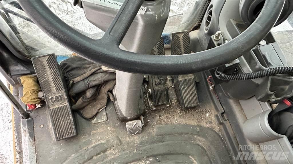 CAT 316 D ホイール式油圧ショベル（パワーショベル・ユンボ・バックホー）