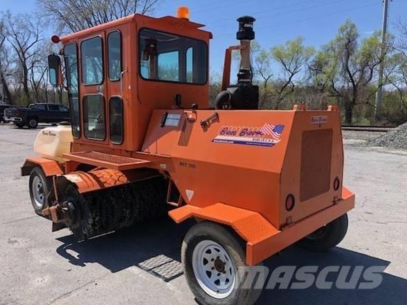 Broce RCT 350 路面清掃機
