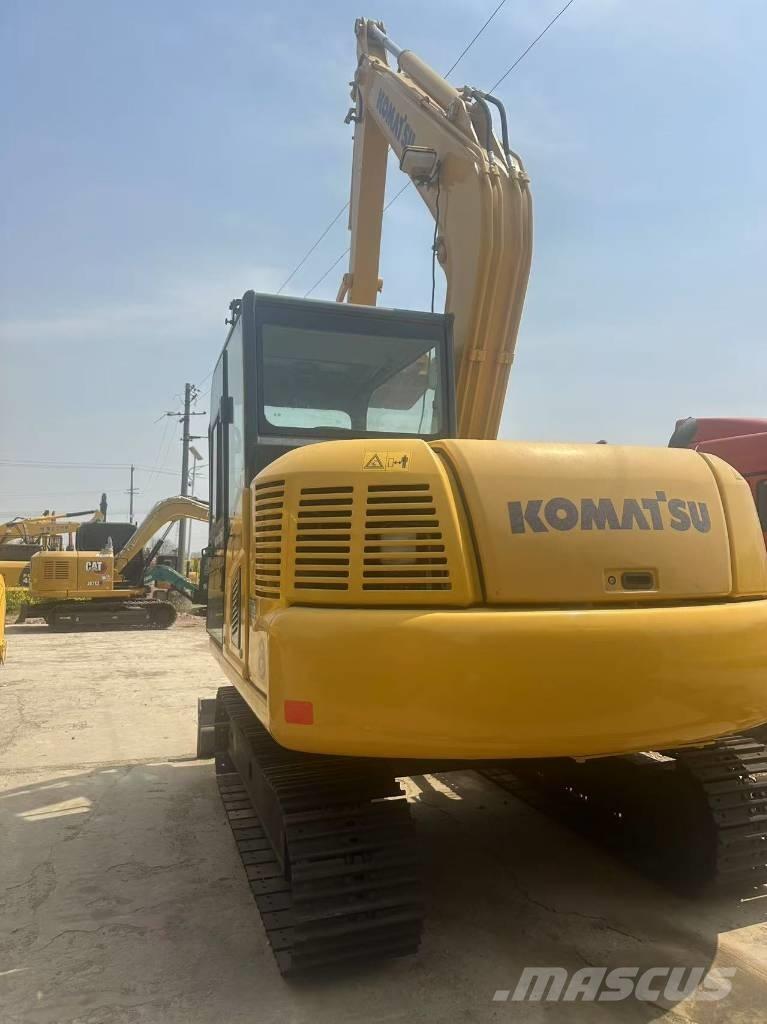 Komatsu PC 70 大型油圧ショベル12t以上（パワーショベル・ユンボ）