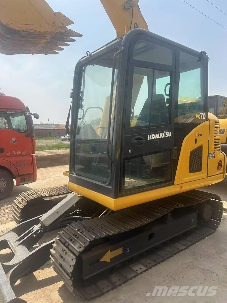 Komatsu PC 70 大型油圧ショベル12t以上（パワーショベル・ユンボ）