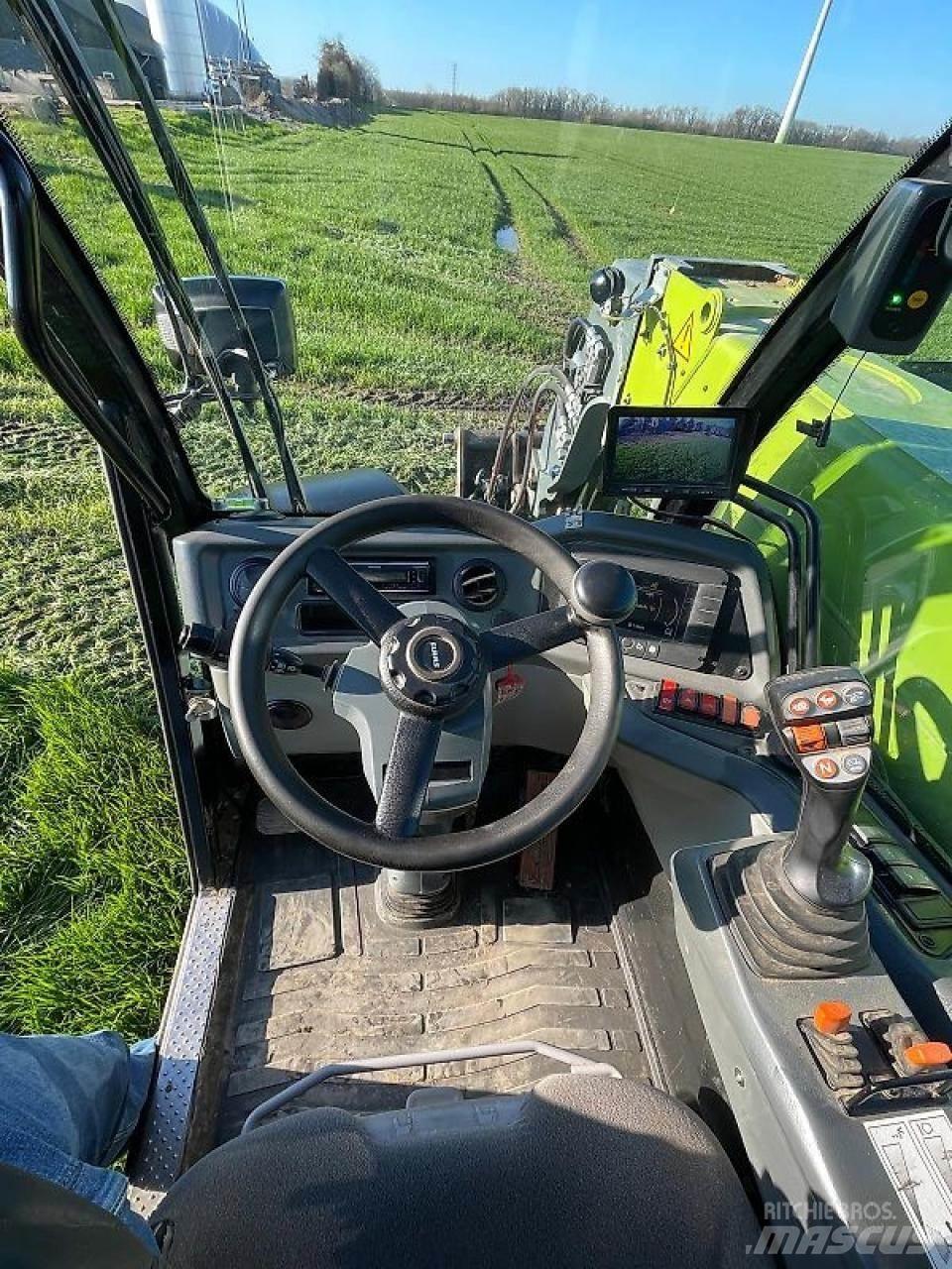 CLAAS SCORPION 756 ブームリフト　直伸型