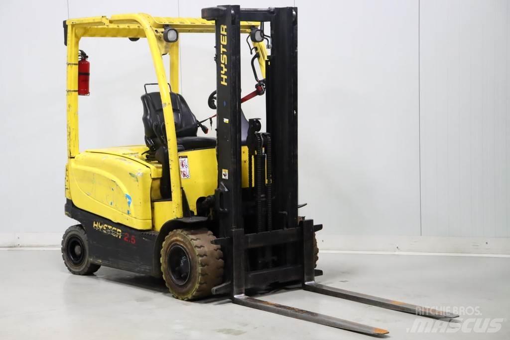 Hyster J2.5XN バッテリーフォークリフト