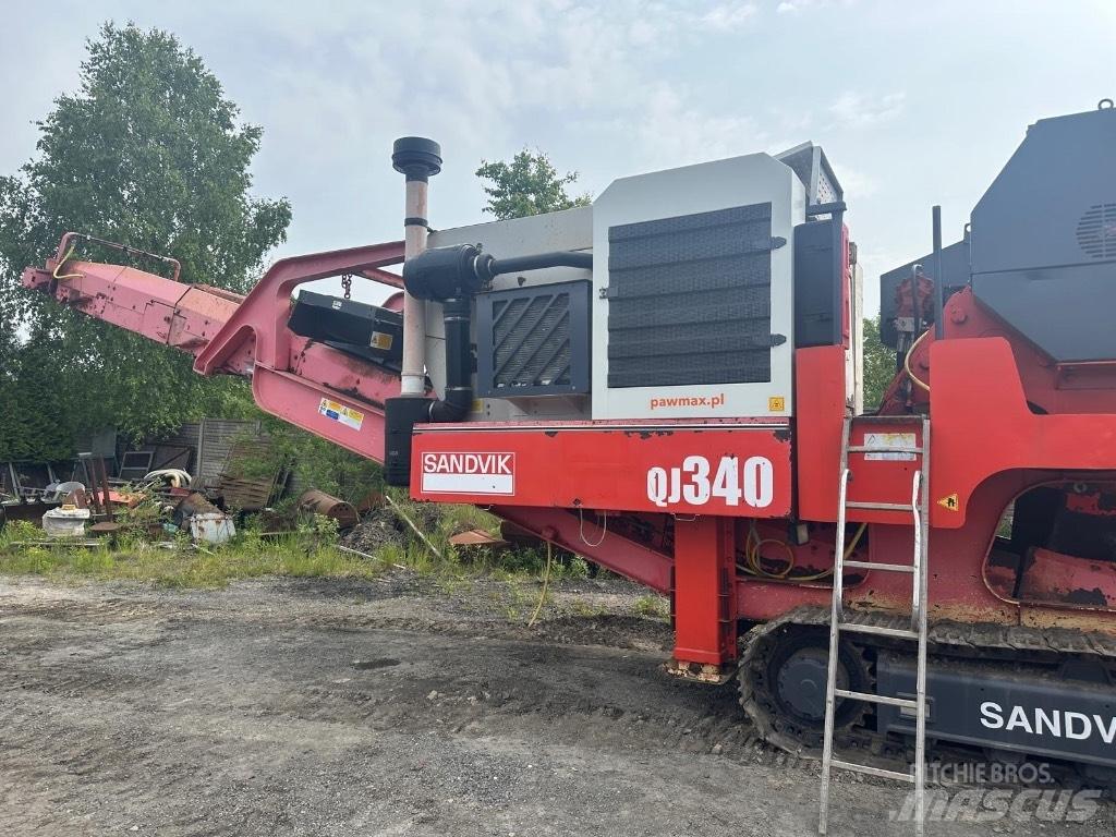 Sandvik QJ 340 自走式クラッシャー