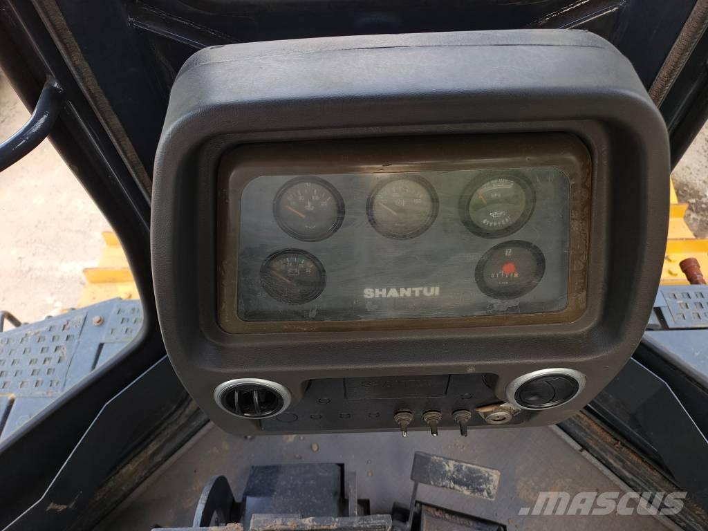 Shantui SD 32 ブルドーザー
