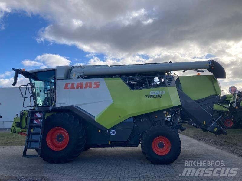CLAAS TRION 660 コンバイン