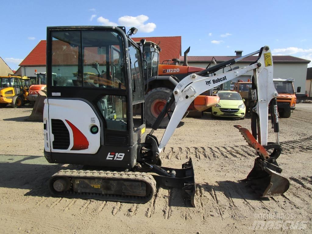 Bobcat E 19  V ミニ油圧ショベル 7t以下（ミニユンボ・ミニディガー）