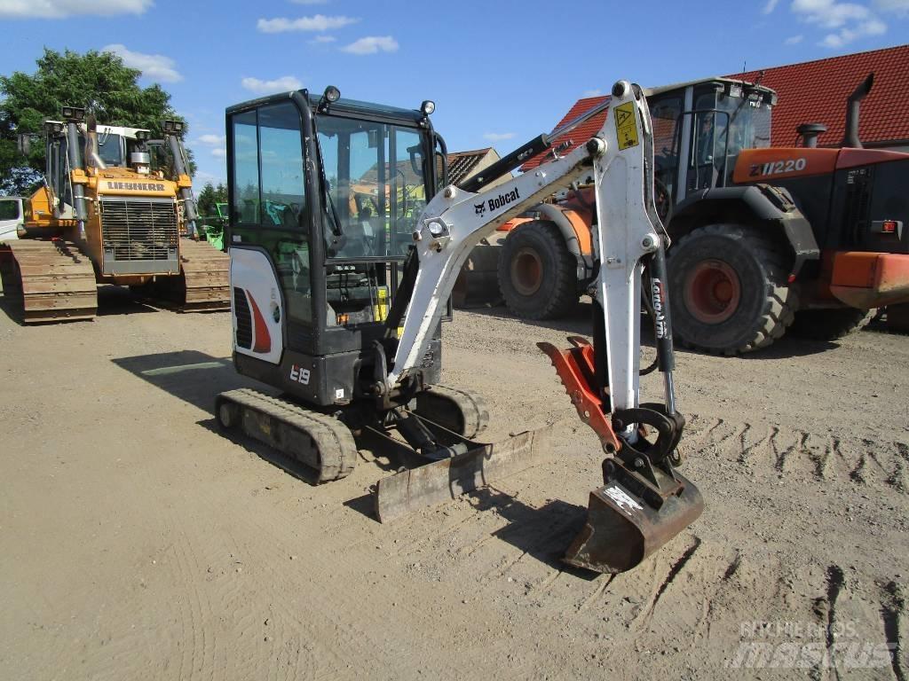 Bobcat E 19  V ミニ油圧ショベル 7t以下（ミニユンボ・ミニディガー）