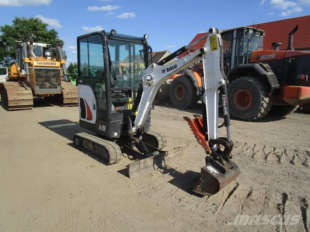 Bobcat E 19 Z   V  E 20 ミニ油圧ショベル 7t以下（ミニユンボ・ミニディガー）