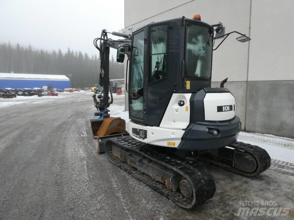 ECM ES 57 ZT ミニ油圧ショベル 7t以下（ミニユンボ・ミニディガー）