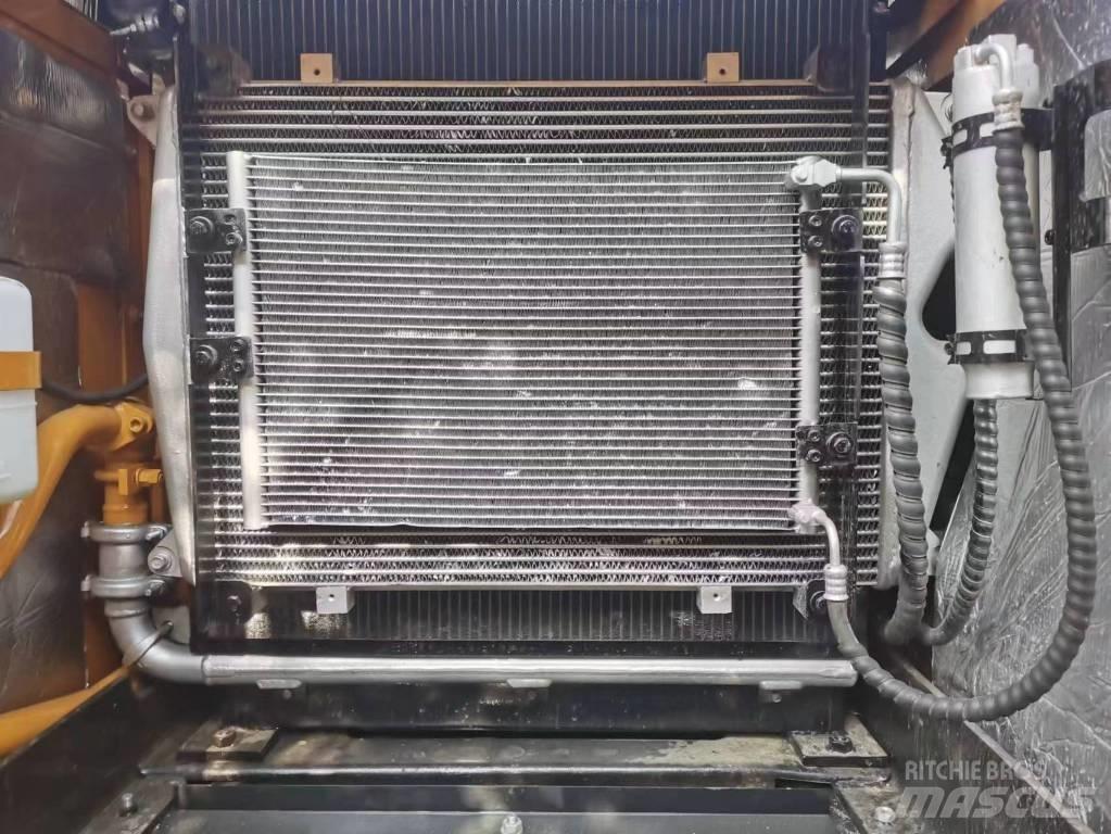 Sany 215c 大型油圧ショベル12t以上（パワーショベル・ユンボ）