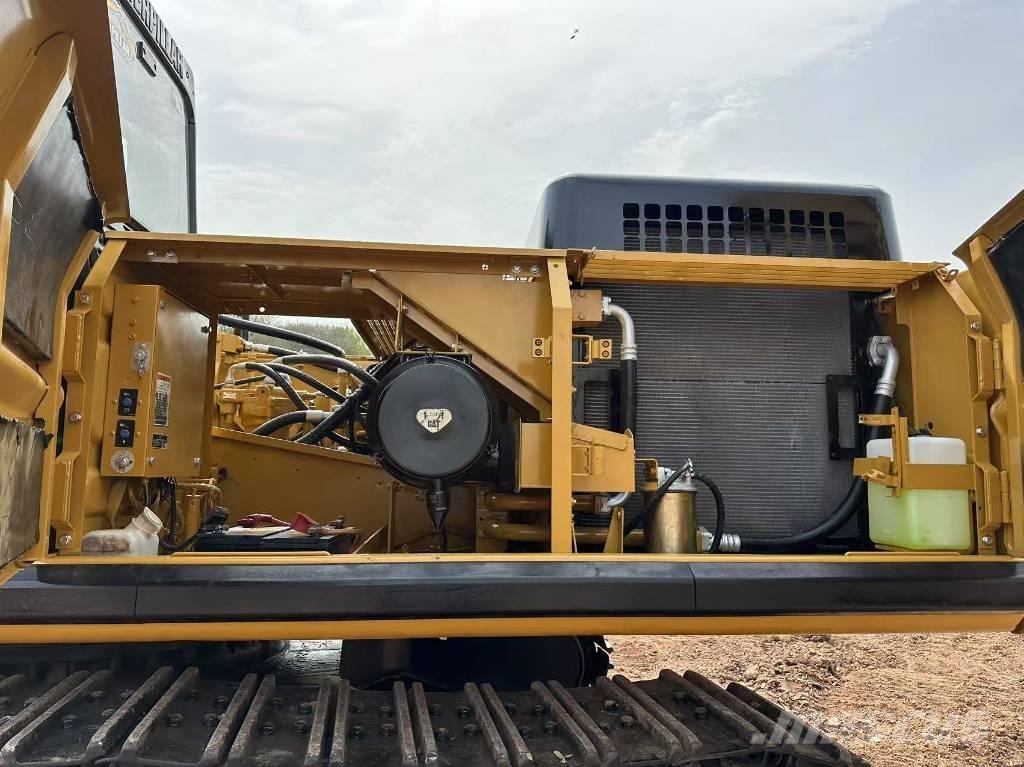CAT 330 B 大型油圧ショベル12t以上（パワーショベル・ユンボ）