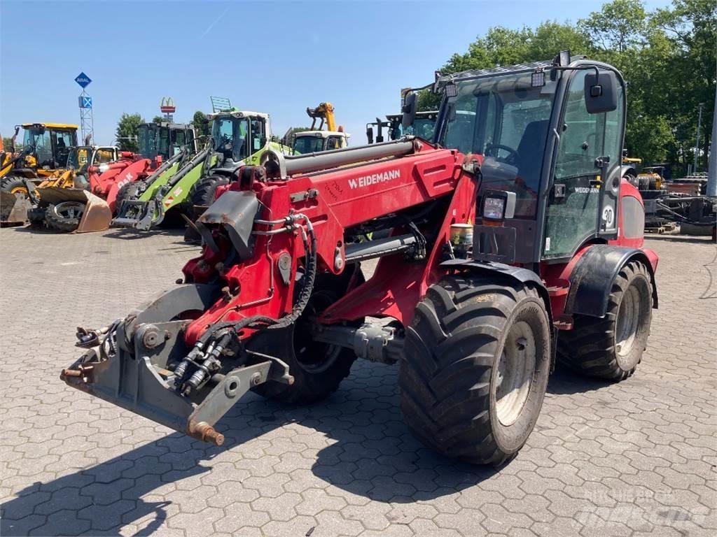Weidemann 3080 T バックホーローダー