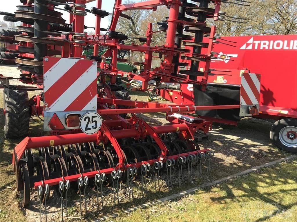Horsch Terrano 5FM カルチベーター