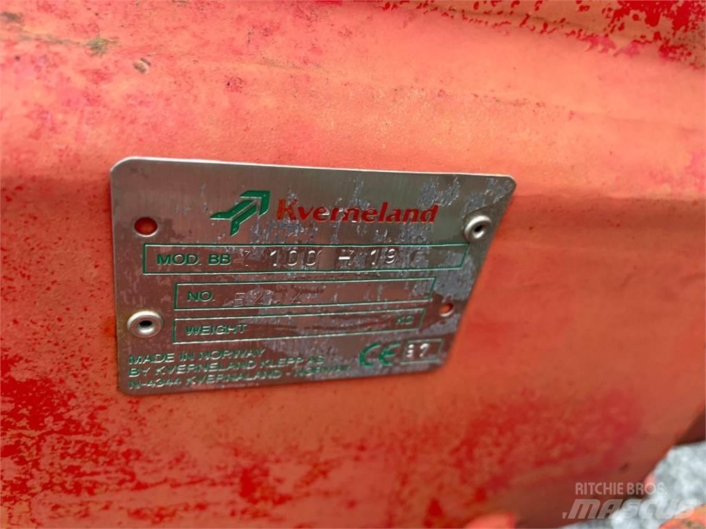 Kverneland BB 100 プラウ