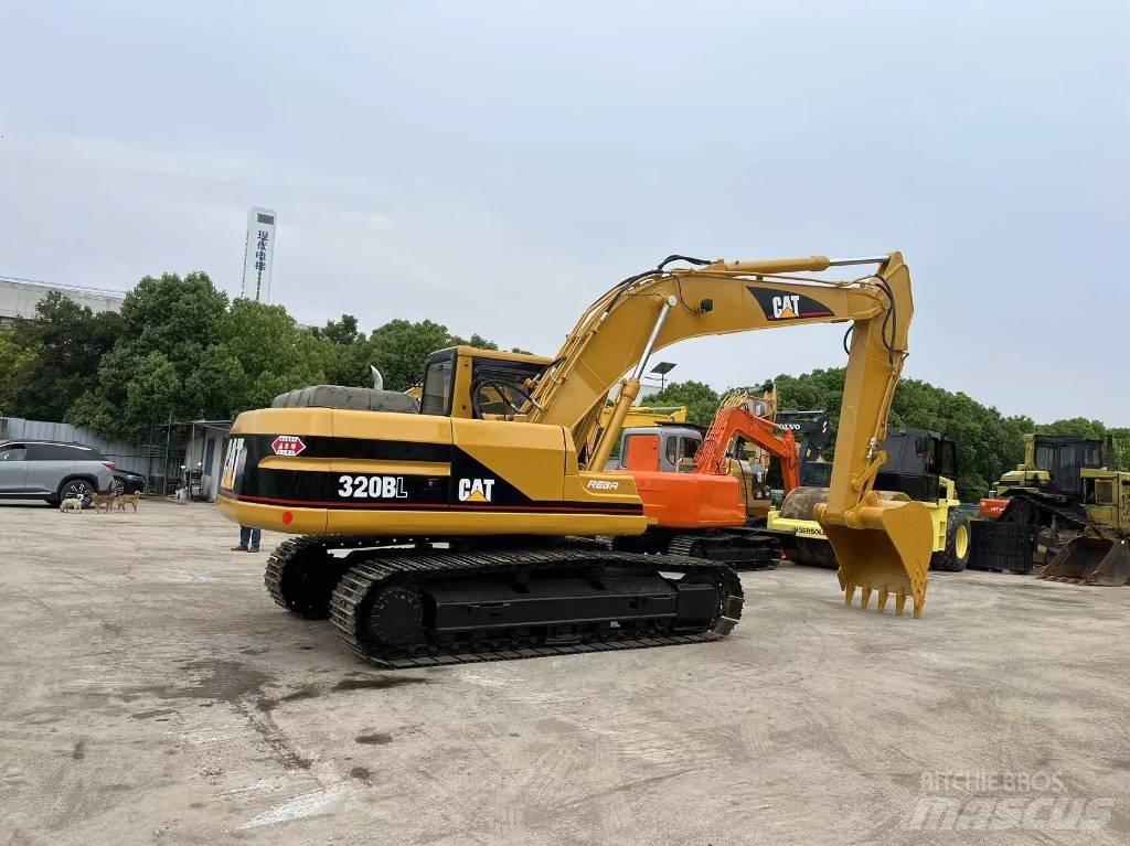 CAT 320 B L 大型油圧ショベル12t以上（パワーショベル・ユンボ）