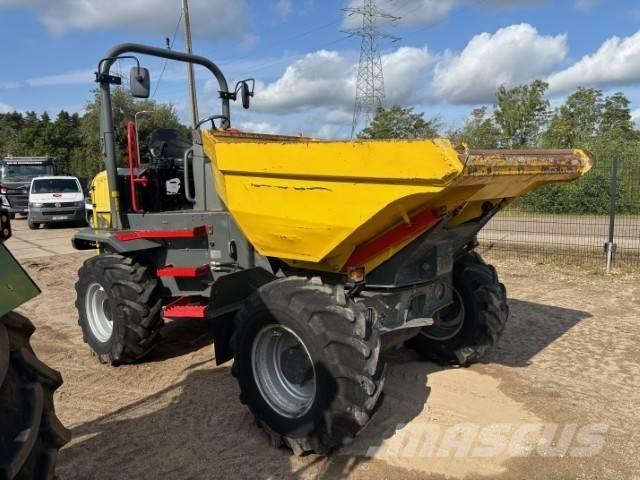 Wacker Neuson DW 60 サイト　ダンプ