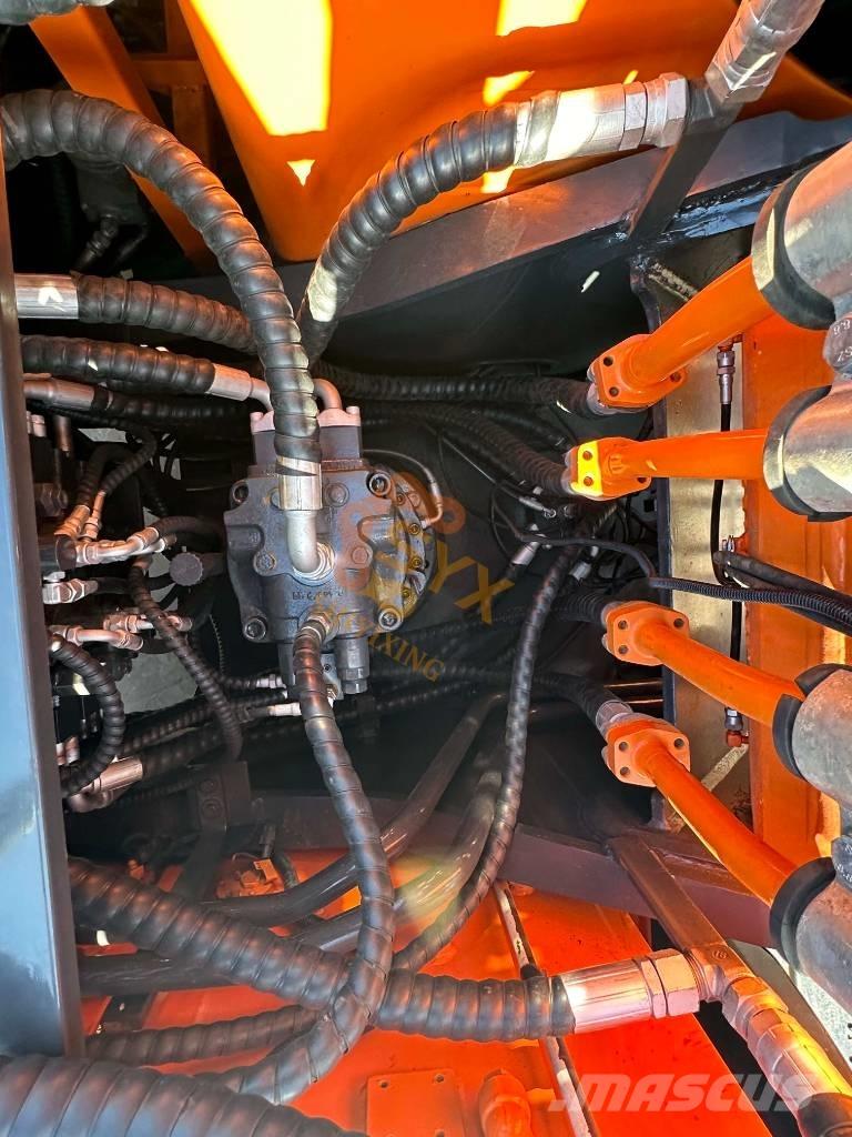 Doosan DX 225 LCA 大型油圧ショベル12t以上（パワーショベル・ユンボ）