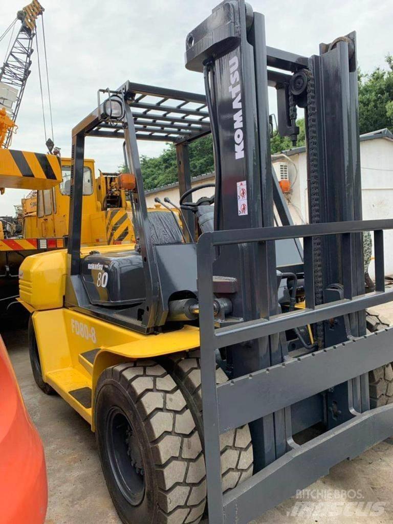 Komatsu 8 Ton ディーゼル・軽油
