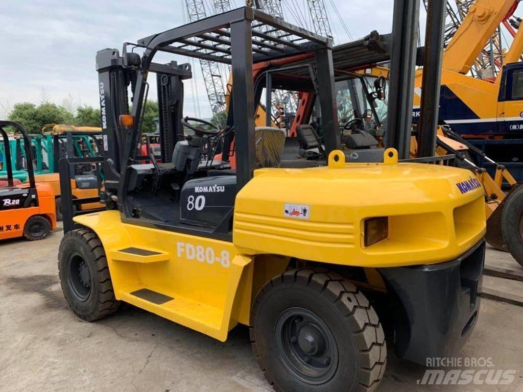 Komatsu 8 Ton ディーゼル・軽油
