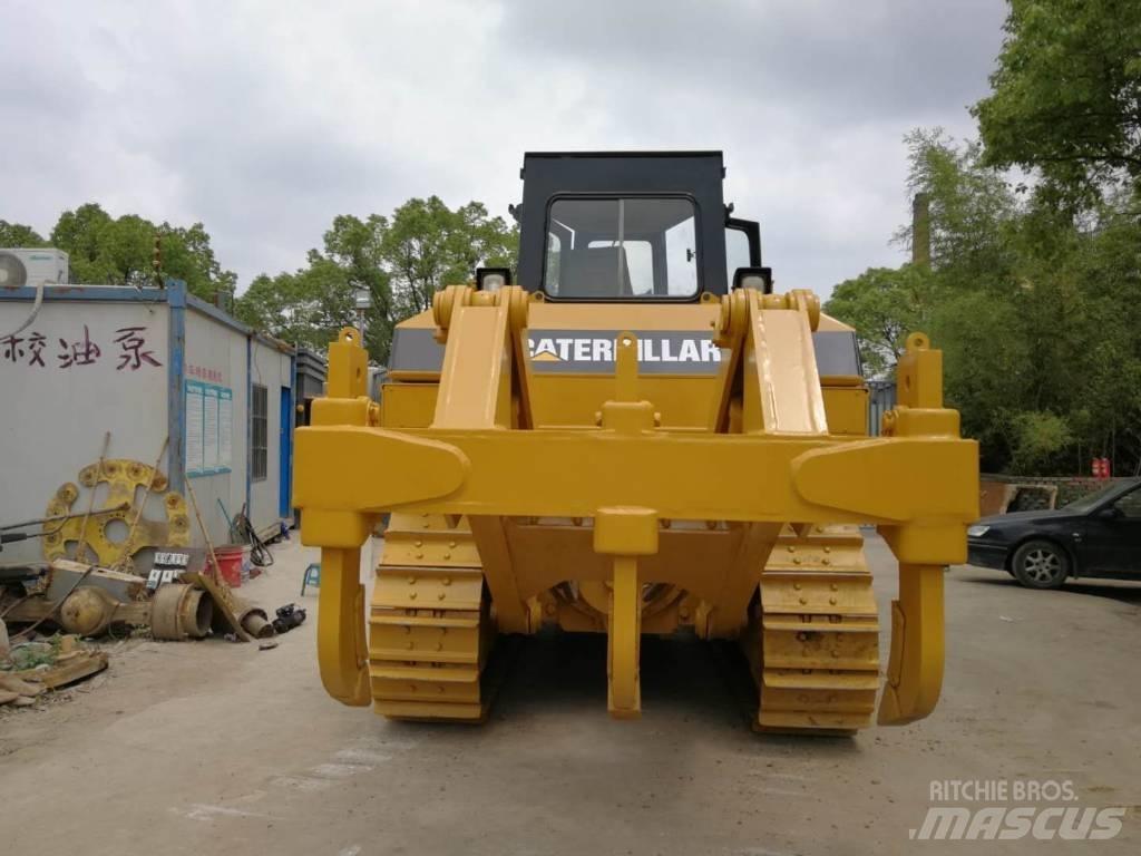 CAT D 7 R ブルドーザー