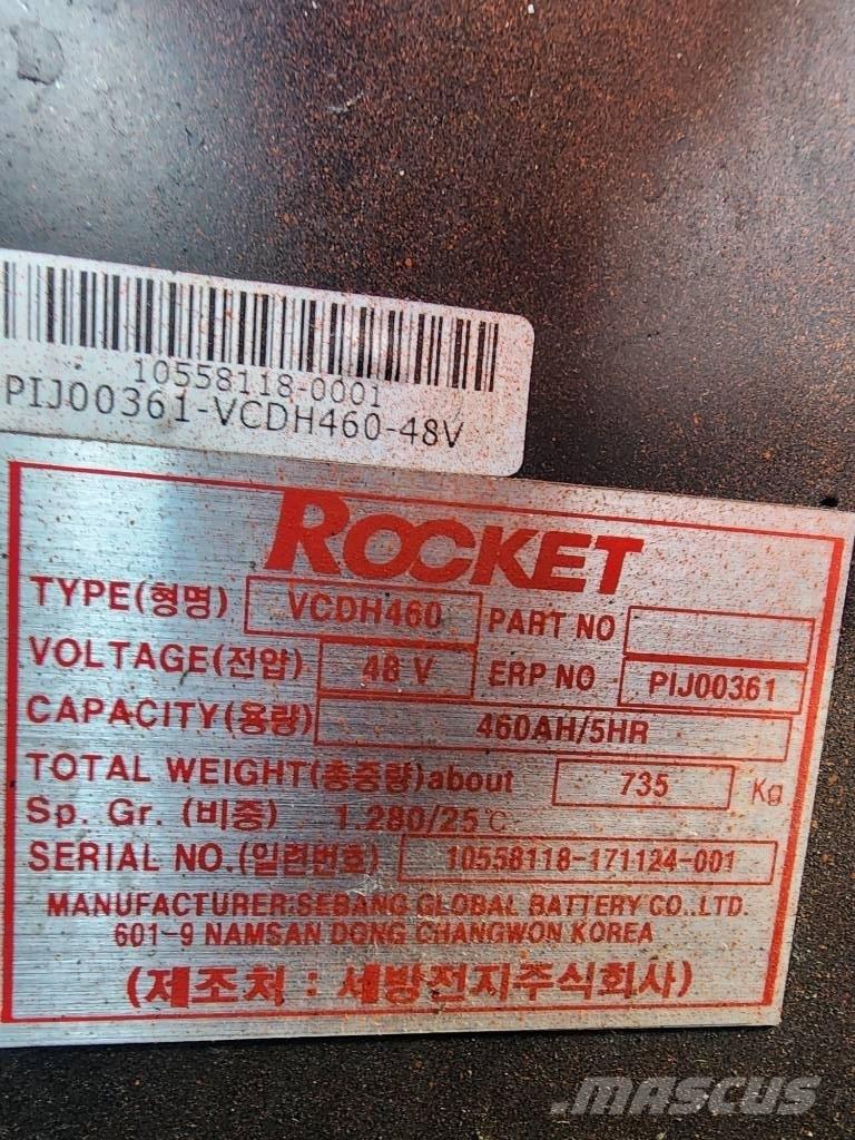 Toyota 7 FB 25 バッテリーフォークリフト