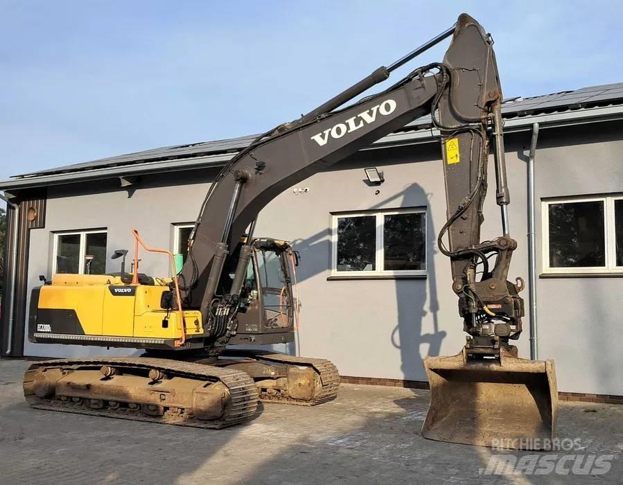 Volvo EC 220 DL 大型油圧ショベル12t以上（パワーショベル・ユンボ）
