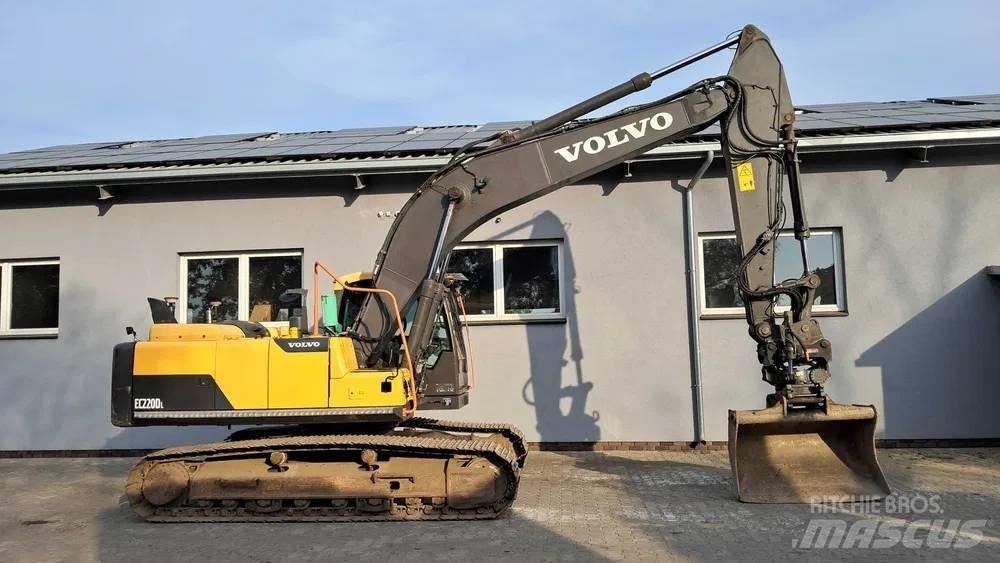 Volvo EC 220 DL 大型油圧ショベル12t以上（パワーショベル・ユンボ）