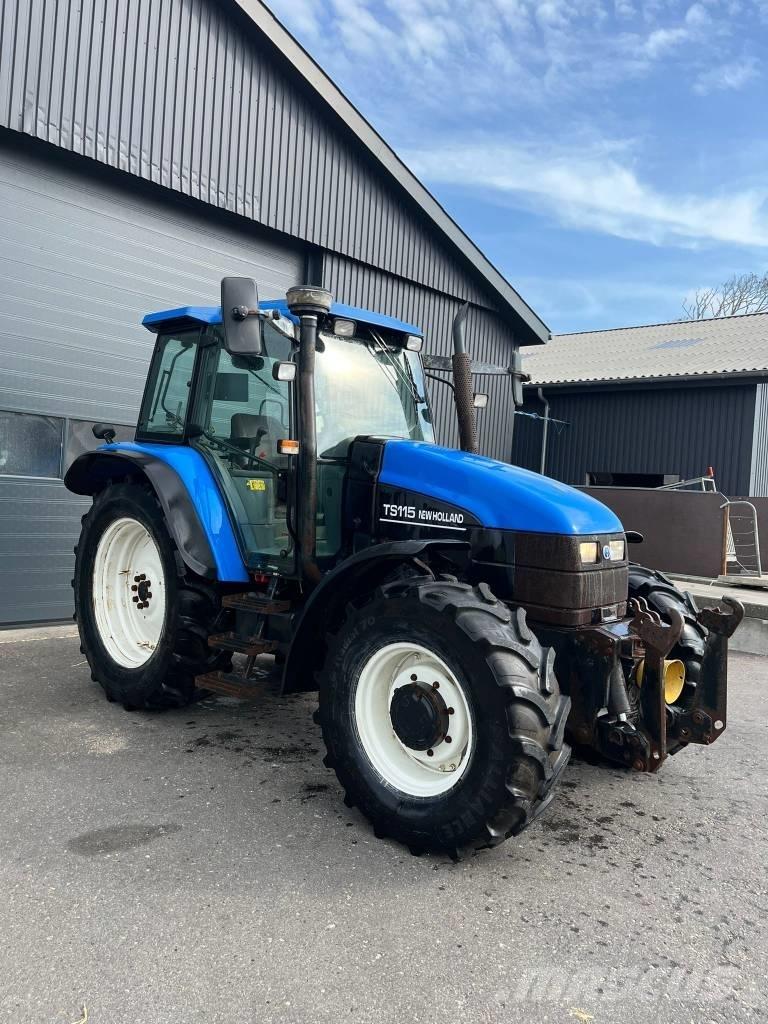 New Holland TS 115 トラクター